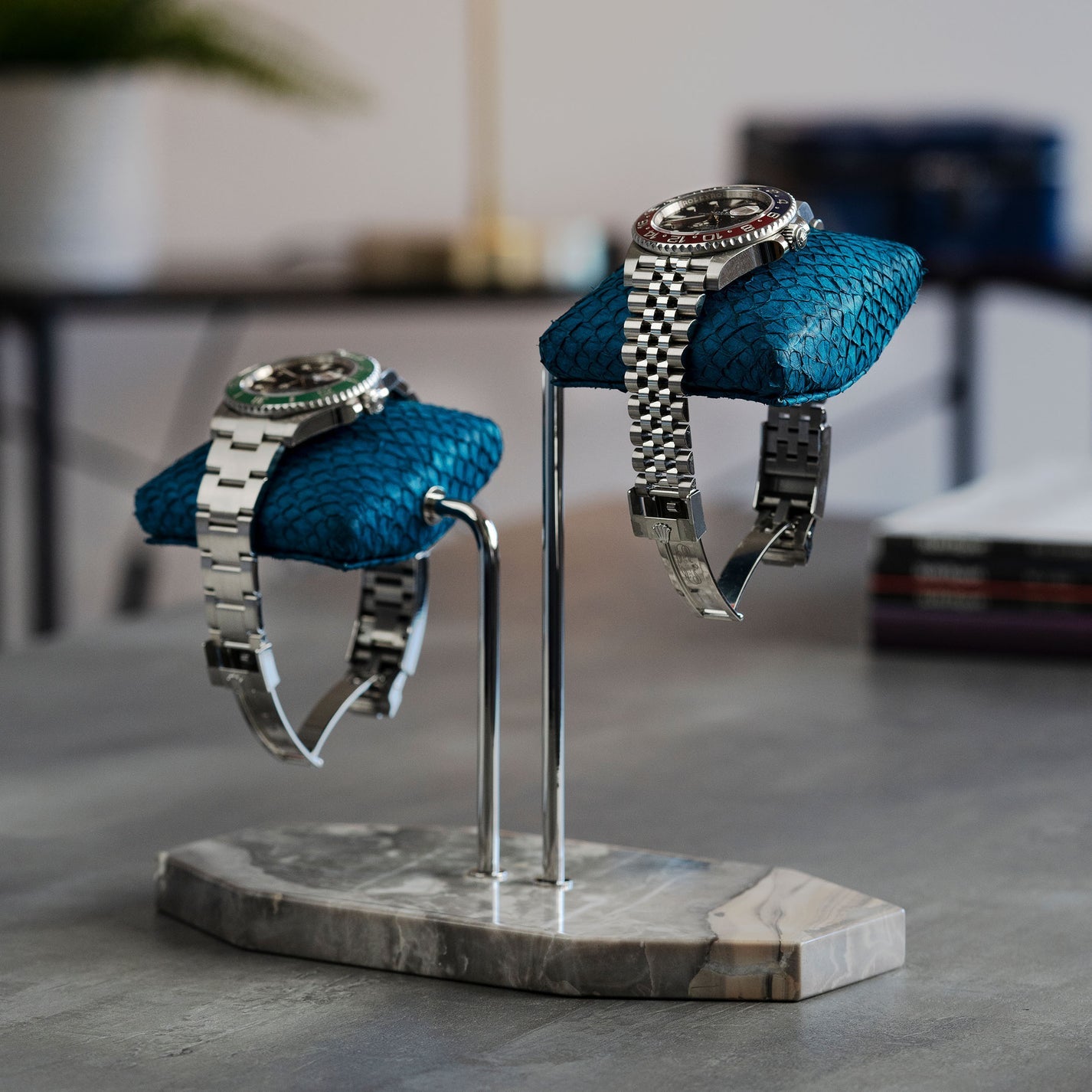 Cerulean Luxury Watch Stand - Double Cushion