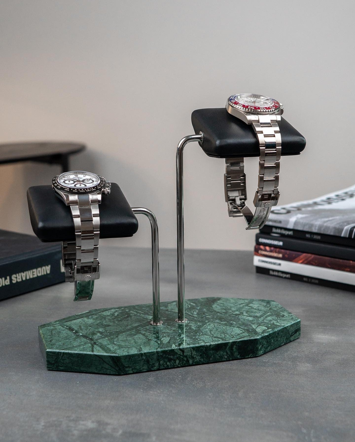 Hexagonal Luxury Watch Stand - Double Cushion - Green