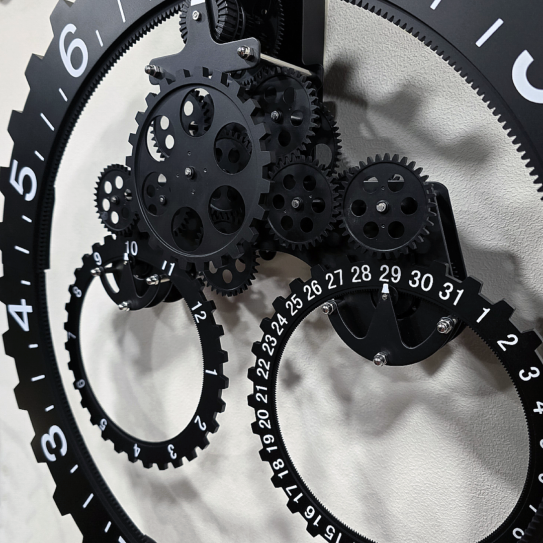 Gear-Driven Retro Wall Clock