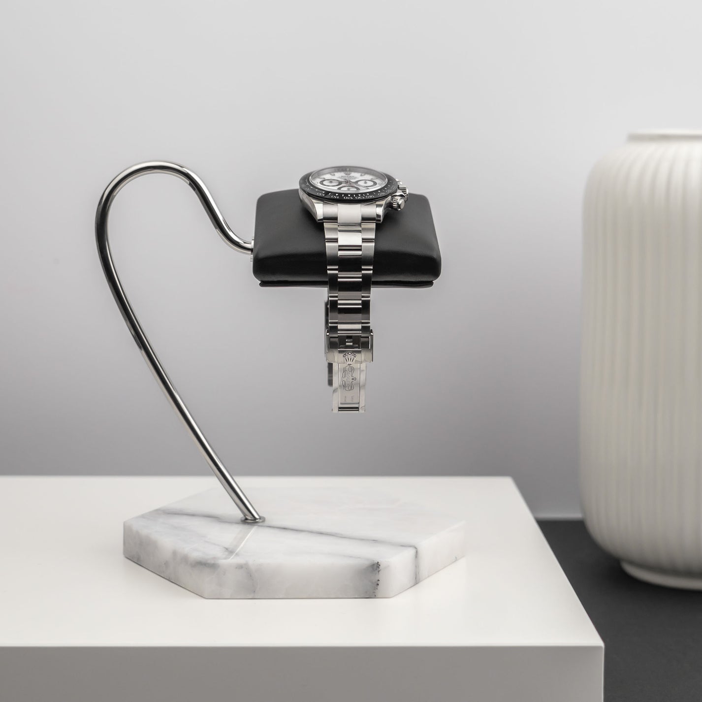 Hexagonal Luxury Watch Stand - Single Cushion - White