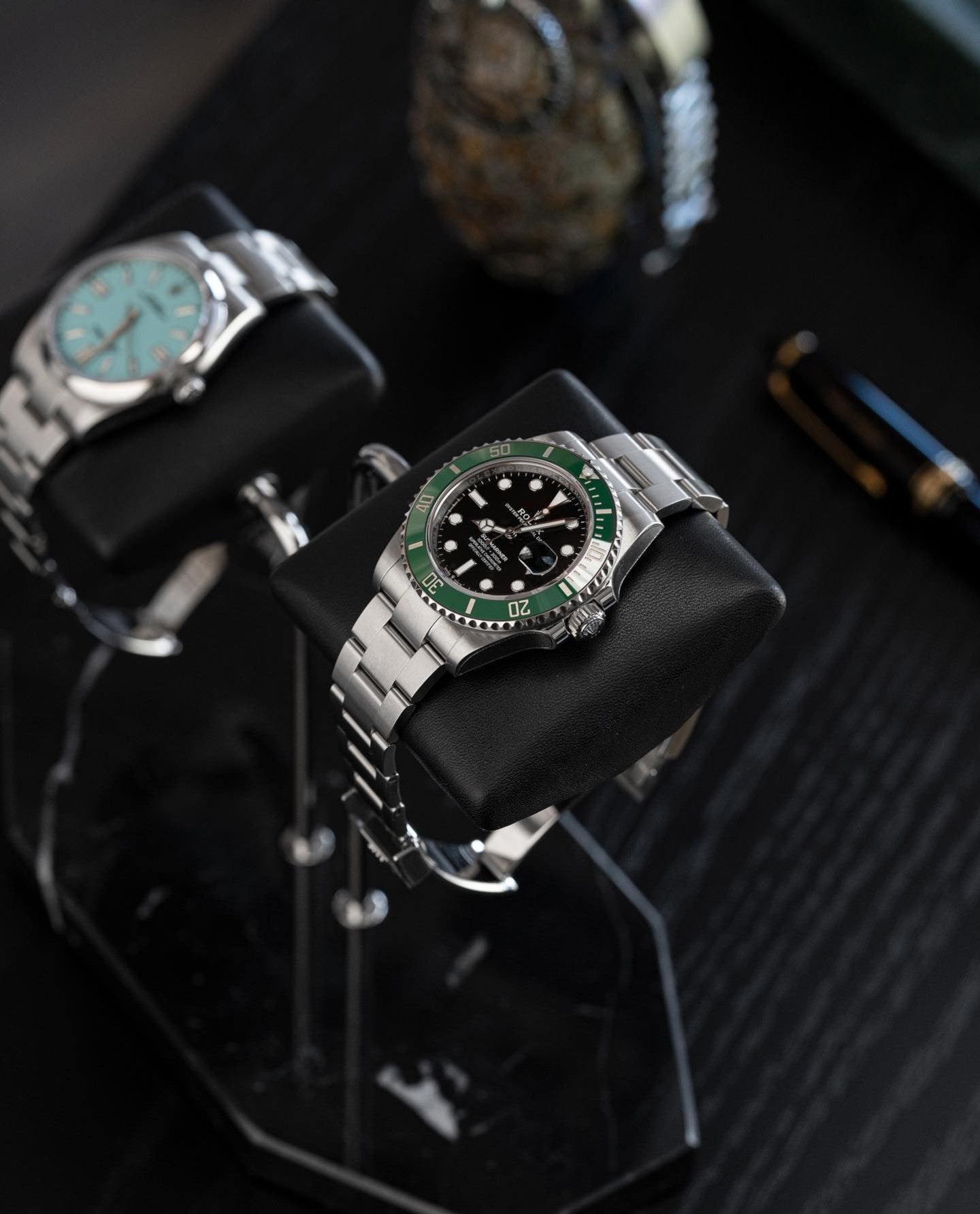 Hexagonal Luxury Watch Stand - Double Cushion - Black