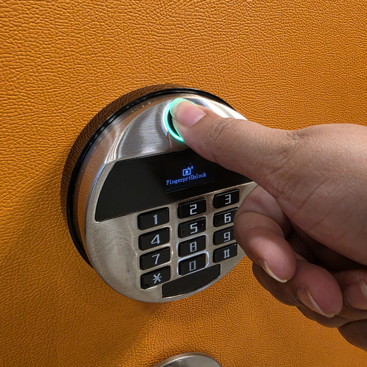 FAWES Elite S Layout 3 – Fingerprint and Electronic Keypad Lock