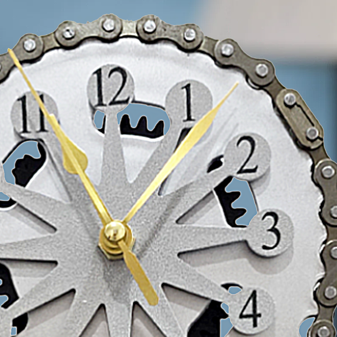 Rotating Gear Chain Clock