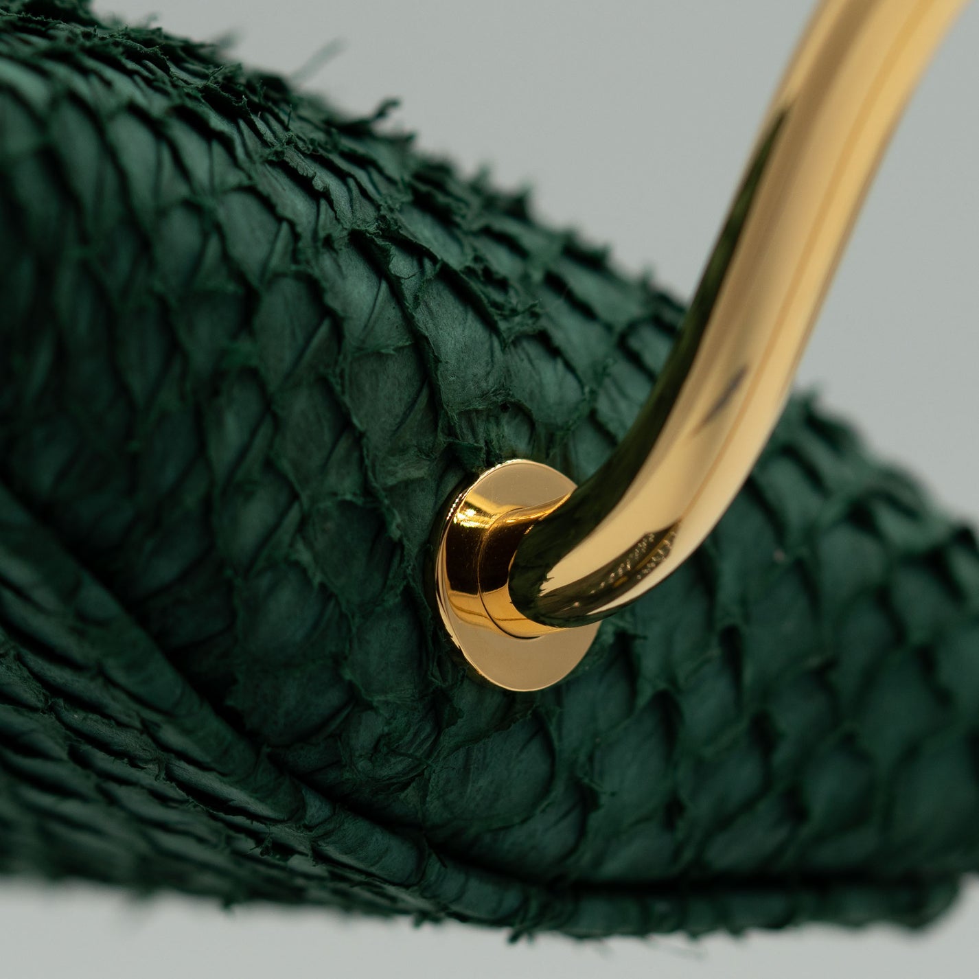 Royal Green Luxury Watch Stand - Single Cushion