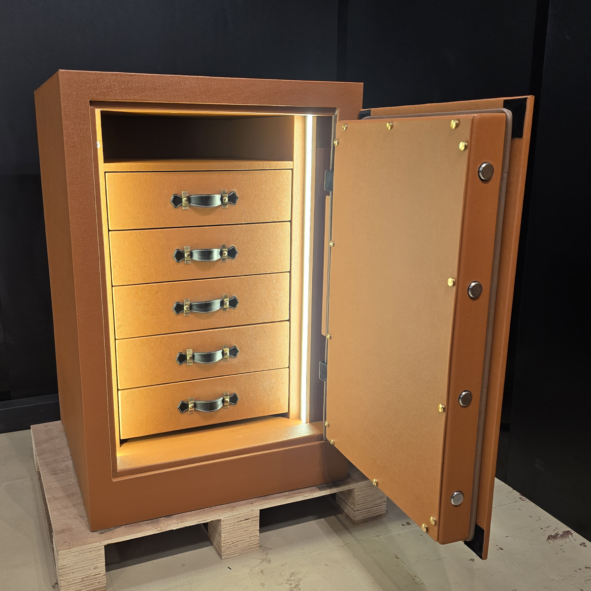 FAWES Elite S Leather Finished Security Safe Locker – Interior View