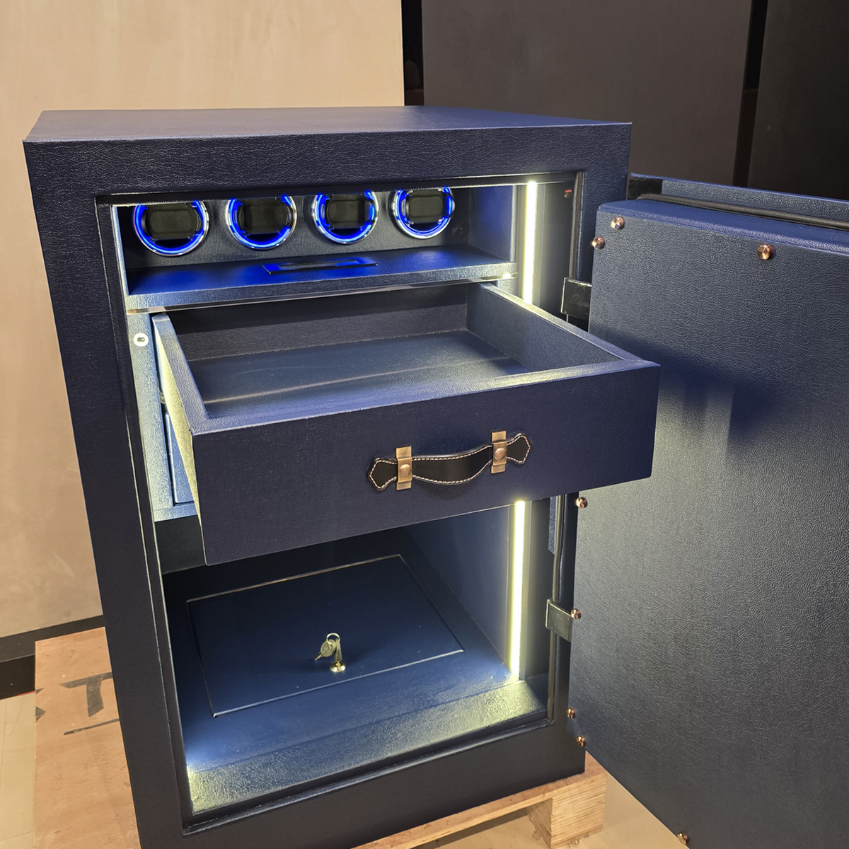FAWES Elite S Leather Finished Security Safe – Open Drawer and Watch Winders